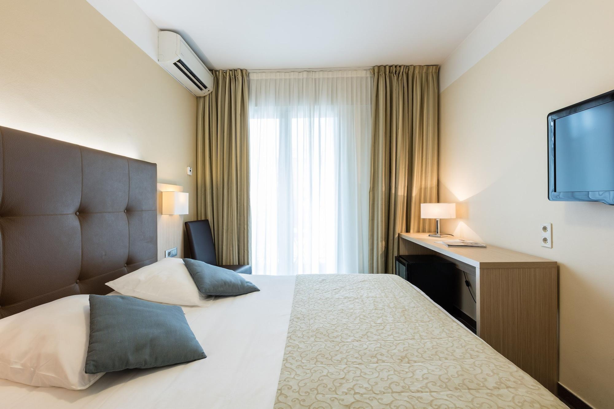 Hotel De La Rotonde Aix En Provence آيكس أومبروفينس المظهر الخارجي الصورة