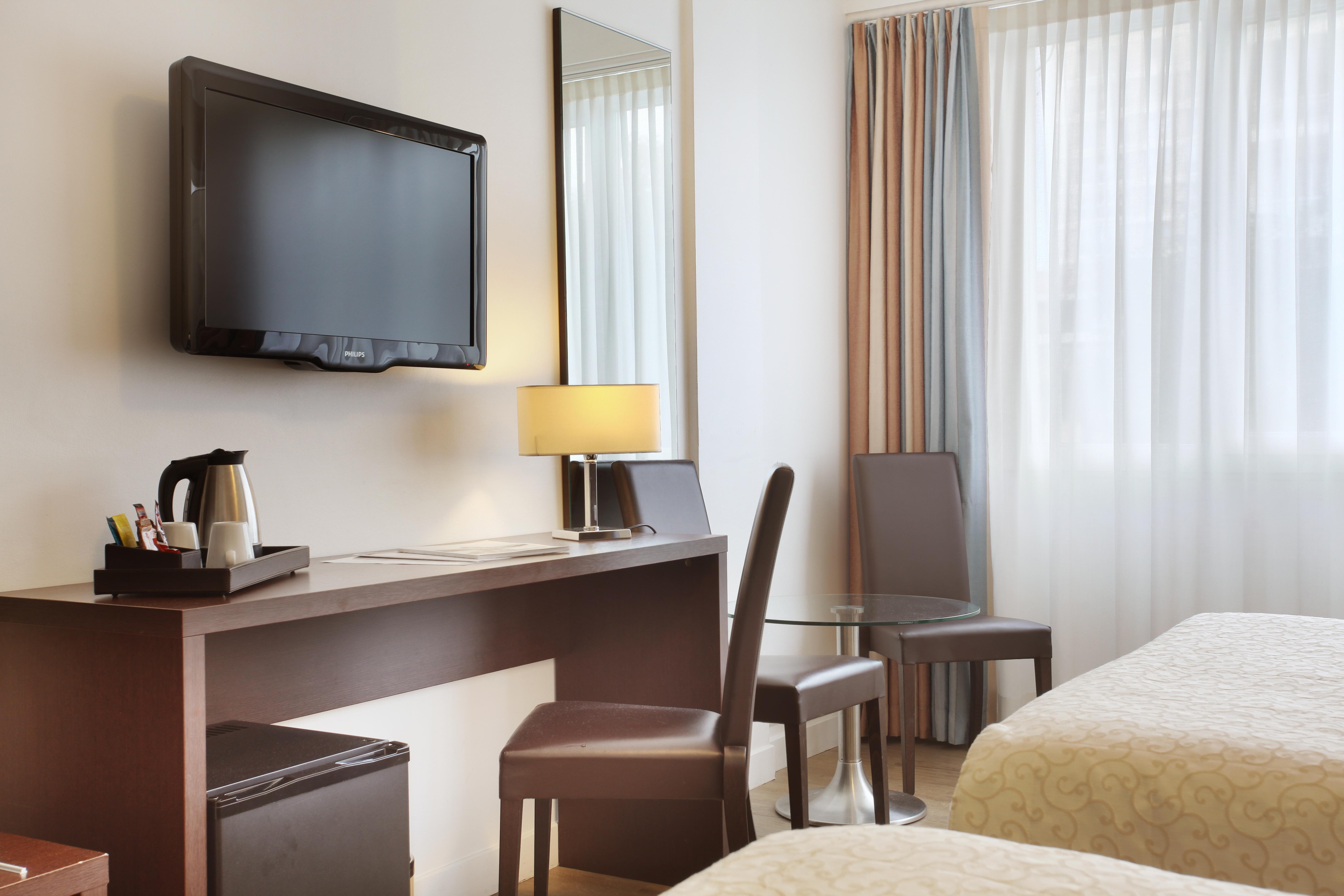 Hotel De La Rotonde Aix En Provence آيكس أومبروفينس المظهر الخارجي الصورة