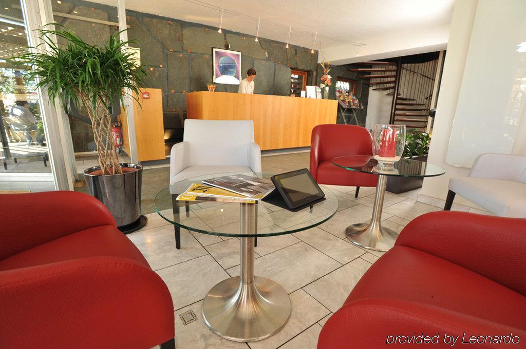 Hotel De La Rotonde Aix En Provence آيكس أومبروفينس المظهر الخارجي الصورة